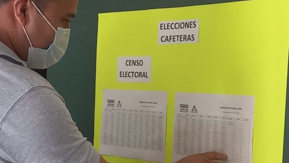 Caficultores del Valle del Cauca consultan el censo electoral