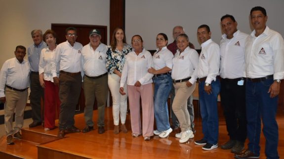 Representantes gremiales visitaron la fábrica Buencafé Liofilizado de Colombia