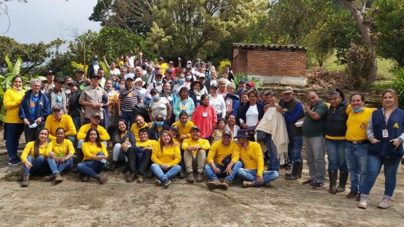 Se realizó Día de Campo con la participación de cafeteros del municipio de Cali