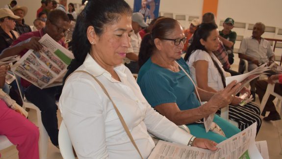 En el municipio de Dagua los caficultores participaron en un nuevo Foro convocado por el Comité de Cafeteros