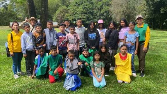 Niños pilos del Valle del Cauca conocieron la institucionalidad