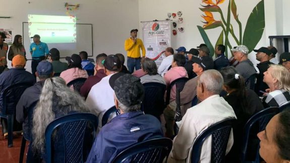 Días de campo con cafeteros de Bolívar, Roldanillo y El Dovio