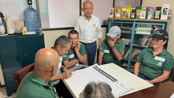 CMC de Trujillo recibió capacitación sobre institucionalidad